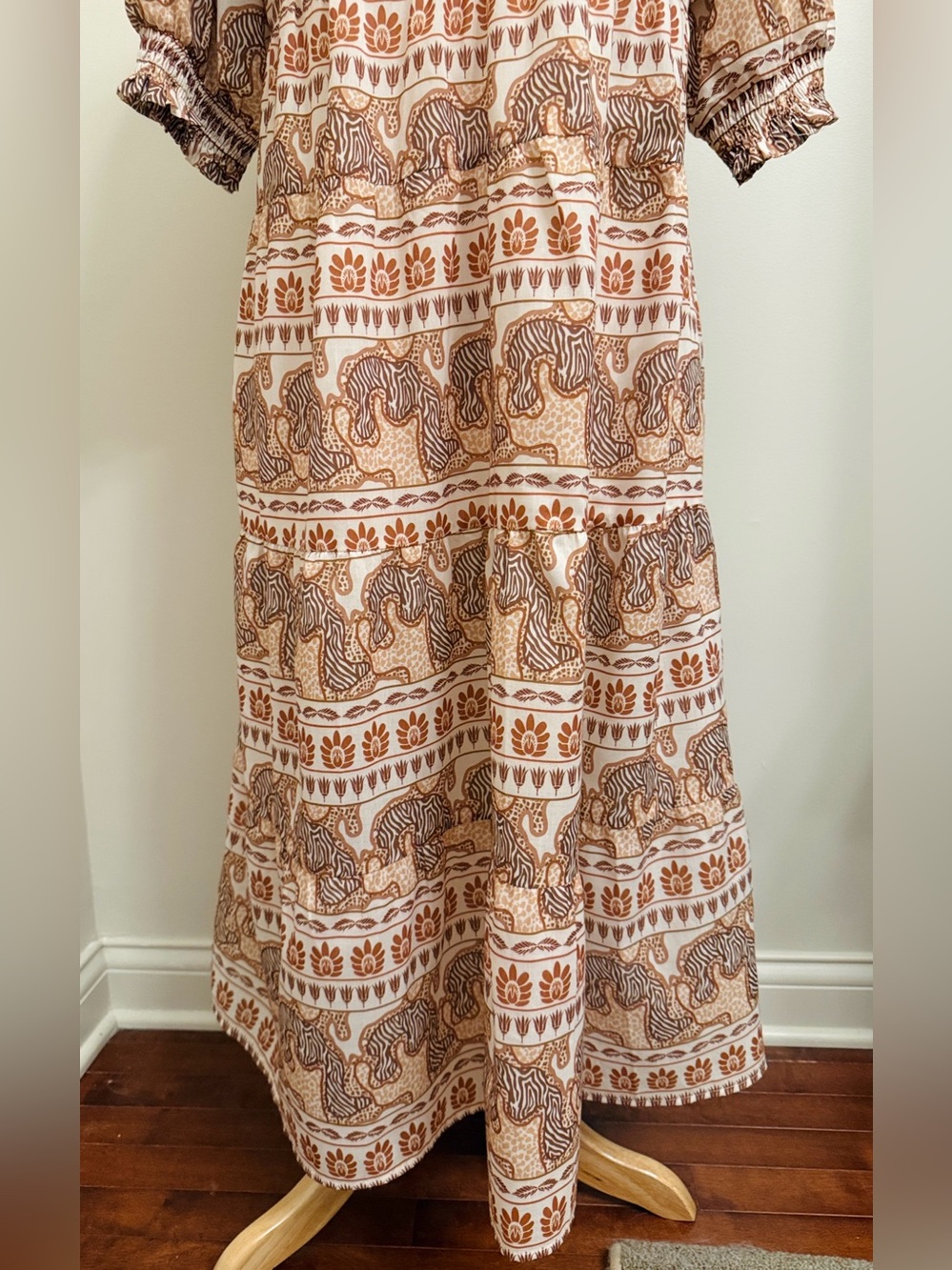 Umgee Tan Cream Safari Jungle Print SZ M Boho Cottagecore Earth Tone Midi Dress - Picture 3 of 8